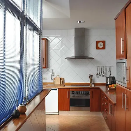 Duplex Alameda Apartment *